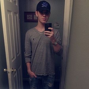 Meet your Posher, Cameron